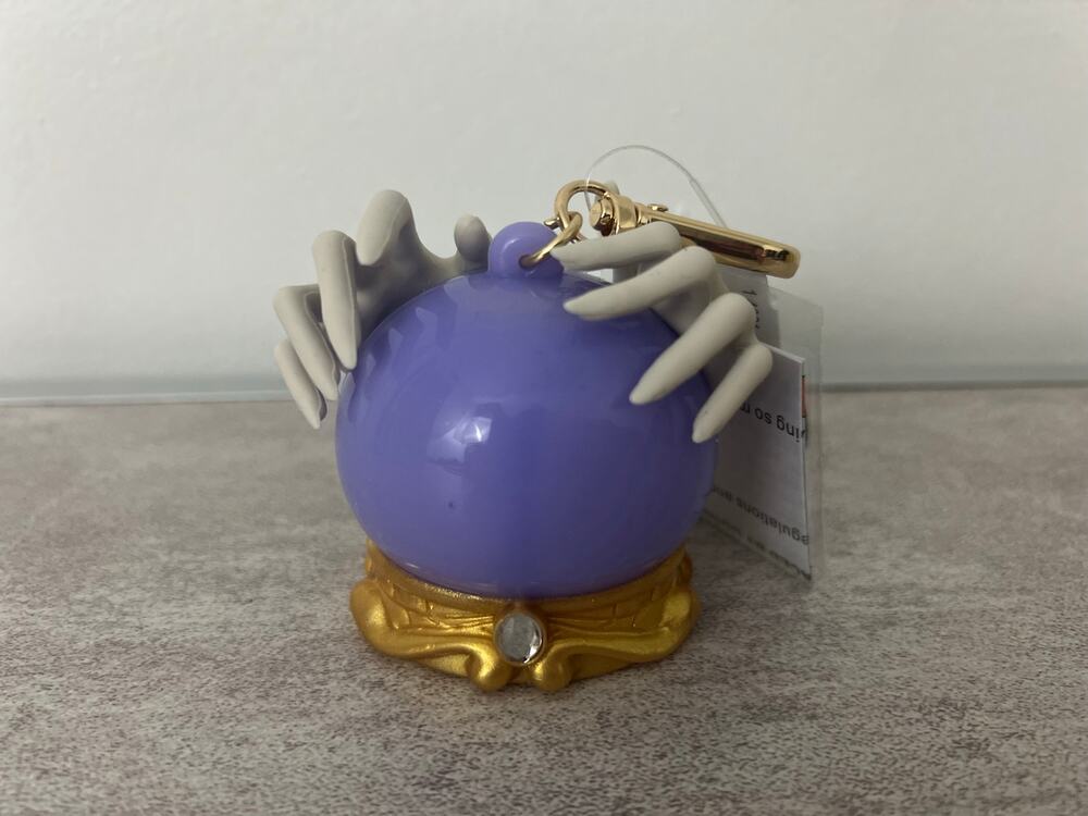 Bath & Body Works Light Up Fortune Teller Pocketbac Holder Keychain 2026 NEW